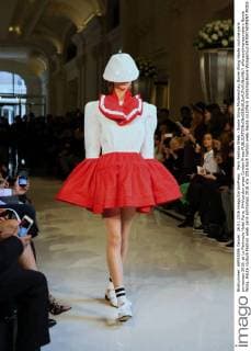 Paris Fashion Week - Bowie Wong Modenschau Bowie Wong Haute couture paris printemps 2016. at Le Peninsula Hotel Paris, 644 cordon press Cordon Press  alfonsoxjimenezxvalero Bowie Wong, Haute couture Fashion week paris printemps 2016