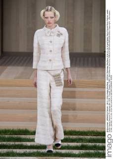 204282 Marineau Starface 2016-01-26 Grand Palais Paris France Paris Fashion week. Defilé Haute Couture Printemps été 2016. Chanel. People. PANO. Spe Editorial Use Only  Copyright: xMarineaux STAR_204282_012