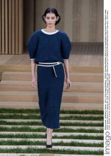204282 Marineau Starface 2016-01-26 Grand Palais Paris France Paris Fashion week. Defilé Haute Couture Printemps été 2016. Chanel. People. PANO. Spe Editorial Use Only  Copyright: xMarineaux STAR_204282_016