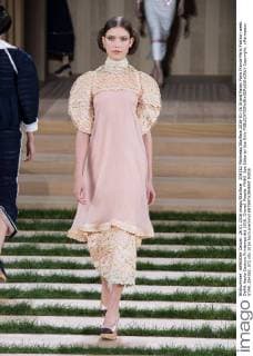 204282 Marineau Starface 2016-01-26 Grand Palais Paris France Paris Fashion week. Defilé Haute Couture Printemps été 2016. Chanel. People. PANO. Spe Editorial Use Only  Copyright: xMarineaux STAR_204282_072