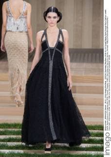 204282 Marineau Starface 2016-01-26 Grand Palais Paris France Paris Fashion week. Defilé Haute Couture Printemps été 2016. Chanel. People. PANO. Spe Editorial Use Only Jenner, Kendall  Copyright: xMarineaux STAR_204282_086
