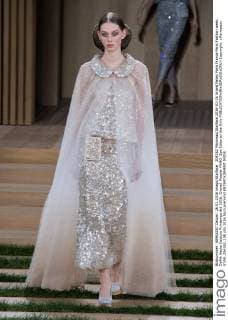 204282 Marineau Starface 2016-01-26 Grand Palais Paris France Paris Fashion week. Defilé Haute Couture Printemps été 2016. Chanel. People. PANO. Spe Editorial Use Only  Copyright: xMarineaux STAR_204282_108