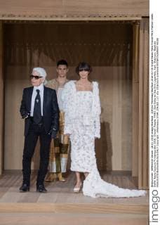 204282 Marineau Starface 2016-01-26 Grand Palais Paris France Paris Fashion week. Defilé Haute Couture Printemps été 2016. Chanel. People. PANO. Spe Editorial Use Only Lagerfeld, Karl; Giabiconi, Baptiste  Copyright: xMarineaux STAR_204282_137