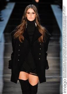 204294 Marineau Starface 2016-01-26 Paris France Paris Fashion week. Defilé Haute Couture Printemps été 2016 Alexandre Vauthier. Alexandre Vauthier, Couture spring-summer 2016, Paris, France Editorial use only _sans_perso  Copyright: xMarineaux STAR_204294_002