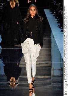 204294 Marineau Starface 2016-01-26 Paris France Paris Fashion week. Defilé Haute Couture Printemps été 2016 Alexandre Vauthier. Alexandre Vauthier, Couture spring-summer 2016, Paris, France Editorial use only _sans_perso  Copyright: xMarineaux STAR_204294_014