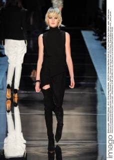 204294 Marineau Starface 2016-01-26 Paris France Paris Fashion week. Defilé Haute Couture Printemps été 2016 Alexandre Vauthier. Alexandre Vauthier, Couture spring-summer 2016, Paris, France Editorial use only _sans_perso  Copyright: xMarineaux STAR_204294_015