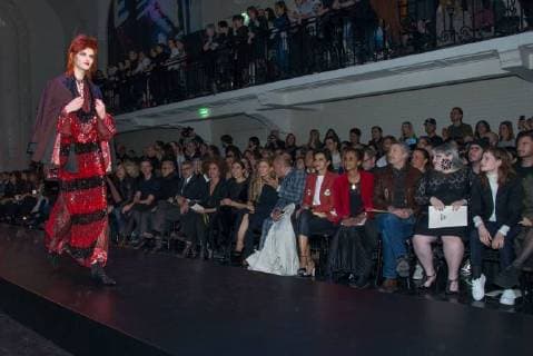 204313 Serge Arnal Starface 2016-01-27 Paris France Paris Fashion week. Defile Haute Couture Printemps ete 2016. Gaultier. People. de Caunes, Antoine; Silla, Karine; Ditto, Beth ( The Gossip ); Letissier, Heloise ( Christine and the Queens )  Copyright: xSergexArnalx xStarfacex STAR_204313_051