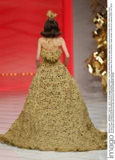 Guo Pei show Paris fashion week Haute couture primtemps 2016, 644 Cordon Press Cordon Press  alfonsoxjimenezxvalero Guo Pei at Paris fashion week Haute couture primtemps 2016
