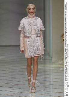 Guo Pei show Paris fashion week Haute couture primtemps 2016, 644 Cordon Press Cordon Press  alfonsoxjimenezxvalero Guo Pei at Paris fashion week Haute couture primtemps 2016