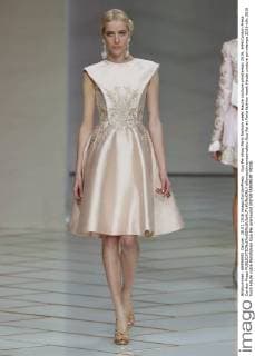 Guo Pei show Paris fashion week Haute couture primtemps 2016, 644 Cordon Press Cordon Press  alfonsoxjimenezxvalero Guo Pei at Paris fashion week Haute couture primtemps 2016