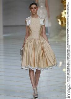 Guo Pei show Paris fashion week Haute couture primtemps 2016, 644 Cordon Press Cordon Press  alfonsoxjimenezxvalero Guo Pei at Paris fashion week Haute couture primtemps 2016