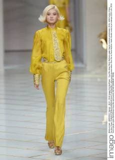 Guo Pei show Paris fashion week Haute couture primtemps 2016, 644 Cordon Press Cordon Press  alfonsoxjimenezxvalero Guo Pei at Paris fashion week Haute couture primtemps 2016