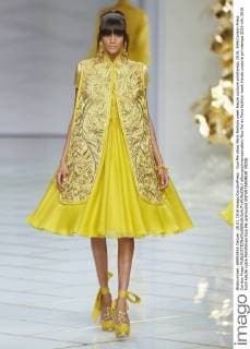 Guo Pei show Paris fashion week Haute couture primtemps 2016, 644 Cordon Press Cordon Press  alfonsoxjimenezxvalero Guo Pei at Paris fashion week Haute couture primtemps 2016
