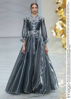 Guo Pei show Paris fashion week Haute couture primtemps 2016, 644 Cordon Press Cordon Press  alfonsoxjimenezxvalero Guo Pei at Paris fashion week Haute couture primtemps 2016