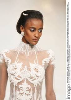 Guo Pei show Paris fashion week Haute couture primtemps 2016, 644 Cordon Press Cordon Press  alfonsoxjimenezxvalero Guo Pei at Paris fashion week Haute couture primtemps 2016