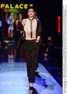 204339 Marineau Starface 2016-01-27 325 rue St MARTIN Paris France Paris Fashion week. Defilé Haute Couture Printemps été 2016 Jean Paul Gautier. Jean Paul Gaultier, Couture spring-summer 2016, Paris, France Editorial use only _sans_perso  Copyright: xMarineaux STAR_204339_008