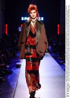 204339 Marineau Starface 2016-01-27 325 rue St MARTIN Paris France Paris Fashion week. Defilé Haute Couture Printemps été 2016 Jean Paul Gautier. Jean Paul Gaultier, Couture spring-summer 2016, Paris, France Editorial use only _sans_perso  Copyright: xMarineaux STAR_204339_026