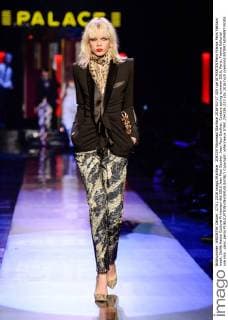 204339 Marineau Starface 2016-01-27 325 rue St MARTIN Paris France Paris Fashion week. Defilé Haute Couture Printemps été 2016 Jean Paul Gautier. Jean Paul Gaultier, Couture spring-summer 2016, Paris, France Editorial use only _sans_perso  Copyright: xMarineaux STAR_204339_033