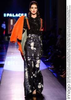 204339 Marineau Starface 2016-01-27 325 rue St MARTIN Paris France Paris Fashion week. Defilé Haute Couture Printemps été 2016 Jean Paul Gautier. Jean Paul Gaultier, Couture spring-summer 2016, Paris, France Editorial use only _sans_perso  Copyright: xMarineaux STAR_204339_037