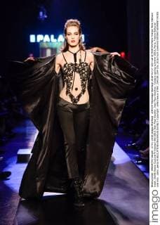 204339 Marineau Starface 2016-01-27 325 rue St MARTIN Paris France Paris Fashion week. Defilé Haute Couture Printemps été 2016 Jean Paul Gautier. Jean Paul Gaultier, Couture spring-summer 2016, Paris, France Editorial use only _sans_perso  Copyright: xMarineaux STAR_204339_054