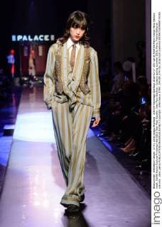 204339 Marineau Starface 2016-01-27 325 rue St MARTIN Paris France Paris Fashion week. Defilé Haute Couture Printemps été 2016 Jean Paul Gautier. Jean Paul Gaultier, Couture spring-summer 2016, Paris, France Editorial use only _sans_perso  Copyright: xMarineaux STAR_204339_074