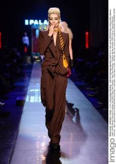 204339 Marineau Starface 2016-01-27 325 rue St MARTIN Paris France Paris Fashion week. Defilé Haute Couture Printemps été 2016 Jean Paul Gautier. Jean Paul Gaultier, Couture spring-summer 2016, Paris, France Editorial use only _sans_perso  Copyright: xMarineaux STAR_204339_090