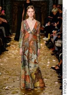 204338 Marineau Starface 2016-01-27 Hotel Salomon de Rothschild - 11 Ru Paris France Paris Fashion week. Defilé Haute Couture Printemps été 2016 Valentino. Valentino, Couture spring-summer 2016, Paris, France _sans_perso  Copyright: xMarineaux STAR_204338_008