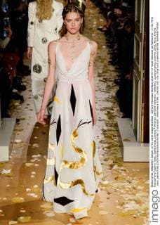 204338 Marineau Starface 2016-01-27 Hotel Salomon de Rothschild - 11 Ru Paris France Paris Fashion week. Defilé Haute Couture Printemps été 2016 Valentino. Valentino, Couture spring-summer 2016, Paris, France _sans_perso  Copyright: xMarineaux STAR_204338_042