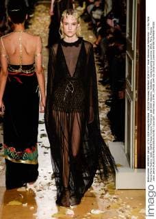 204338 Marineau Starface 2016-01-27 Hotel Salomon de Rothschild - 11 Ru Paris France Paris Fashion week. Defilé Haute Couture Printemps été 2016 Valentino. Valentino, Couture spring-summer 2016, Paris, France _sans_perso  Copyright: xMarineaux STAR_204338_044