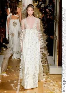 204338 Marineau Starface 2016-01-27 Hotel Salomon de Rothschild - 11 Ru Paris France Paris Fashion week. Defilé Haute Couture Printemps été 2016 Valentino. Valentino, Couture spring-summer 2016, Paris, France _sans_perso  Copyright: xMarineaux STAR_204338_072