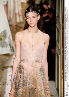 204338 Marineau Starface 2016-01-27 Hotel Salomon de Rothschild - 11 Ru Paris France Paris Fashion week. Defilé Haute Couture Printemps été 2016 Valentino. Valentino, Couture spring-summer 2016, Paris, France _sans_perso  Copyright: xMarineaux STAR_204338_076