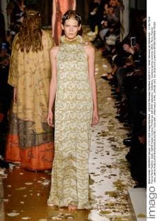204338 Marineau Starface 2016-01-27 Hotel Salomon de Rothschild - 11 Ru Paris France Paris Fashion week. Defilé Haute Couture Printemps été 2016 Valentino. Valentino, Couture spring-summer 2016, Paris, France _sans_perso  Copyright: xMarineaux STAR_204338_091
