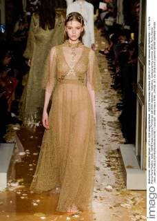 204338 Marineau Starface 2016-01-27 Hotel Salomon de Rothschild - 11 Ru Paris France Paris Fashion week. Defilé Haute Couture Printemps été 2016 Valentino. Valentino, Couture spring-summer 2016, Paris, France _sans_perso  Copyright: xMarineaux STAR_204338_107