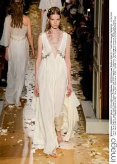 204338 Marineau Starface 2016-01-27 Hotel Salomon de Rothschild - 11 Ru Paris France Paris Fashion week. Defilé Haute Couture Printemps été 2016 Valentino. Valentino, Couture spring-summer 2016, Paris, France _sans_perso  Copyright: xMarineaux STAR_204338_111