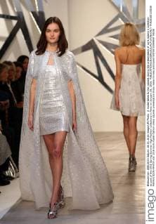 A model takes to the catwalk during the presentation of Loris Azzaro s collection as part of the 2016 Spring Summer High Fashion collections in Paris on January 28, 2016.  PAR20160128106 MAYAxVIDON-WHITE