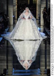 Paris Fashion Week - Zuhair Murad Modenschau 204350 Marineau Starface 2016-01-27 Paris France Paris Fashion week. Defilé Haute Couture Printemps été 2016 Zuhair Murad. _sans_perso  Copyright: xMarineaux STAR_204350_079