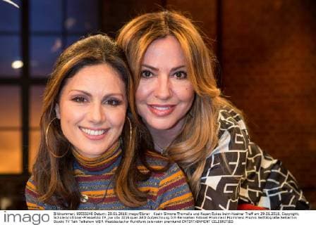 Koeln Simone Thomalla und Nazan Eckes beim Koelner Treff am 29.01.2016, Copyright: Schülerx xEibner-Pressefoto EP_jse