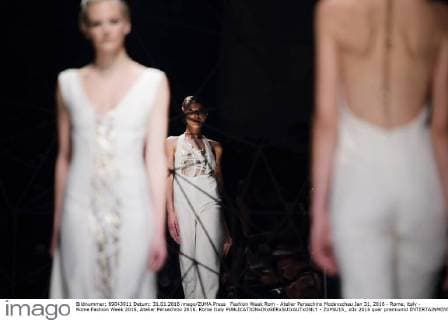 Fashion Week Rom - Atelier Persechino Modenschau Jan 31, 2016 - Rome, italy - Rome Fashion Week 2016, Atelier Persechino 2016. Rome Italy - ZUMAi15_