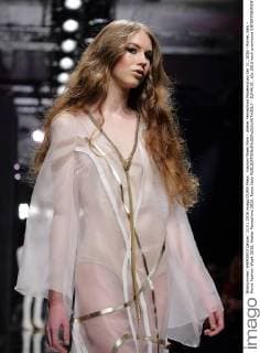 Fashion Week Rom - Atelier Persechino Modenschau Jan 31, 2016 - Rome, italy - Rome Fashion Week 2016, Atelier Persechino 2016. Rome Italy - ZUMAi15_