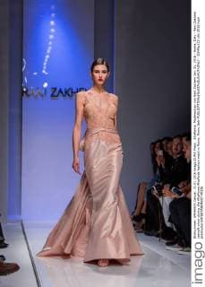 AltaRoma: Modenschau von Rani Zakhem Jan. 31, 2016 - Rome, Italy - Rani Zakhem catwalk show during the AltaRoma AltaModa fashion week in Rome. Rome Italy - ZUMAp133