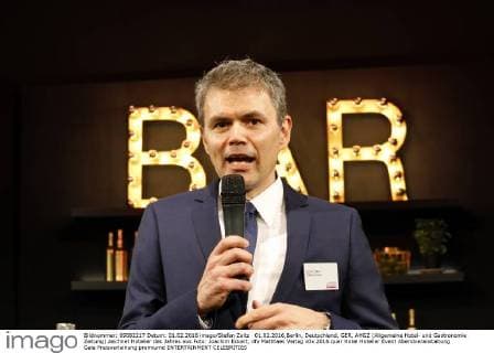 01.02.2016,Berlin, Deutschland, GER, AHGZ (Allgemeine Hotel- und Gastronomie Zeitung) zeichnet Hotelier des Jahres aus.Foto: Joachim Eckert, dfv Matthaes Verlag