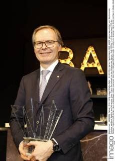 01.02.2016, Berlin, Deutschland, GER, AHGZ (Allgemeine Hotel- und Gastronomie Zeitung) zeichnet Hotelier des Jahres aus .Foto: Frank Marrenbach ist der Hotelier des Jahres. Seit 2008 ist Frank Marrenbach CEO der Oetker Collection mit derzeit neun einzigartigen Hotels sowie seit dem Jahr 2000 geschäftsführender Direktor des Brenners Park-Hotel und Spa in Baden-Baden.