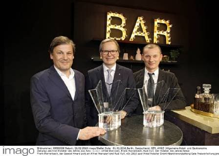 01.02.2016,Berlin, Deutschland, GER, AHGZ (Allgemeine Hotel- und Gastronomie Zeitung) zeichnet Hotelier des Jahres aus.Foto: v.l.n.r: Alfred Weinzierl, Frank Marrenbach, Rudi Kull. Der Hotelier des Jahres heisst Frank Marrenbach, der Special Award geht an Alfred Weinzierl und Rudi Kull.