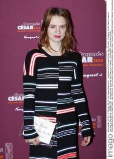 Nominierte für Filmpreis Cesar Sara Forestier ( meilleur Actrice dans un second role pour la Tete Haute ) CELEBRITES : Dejeuner des Nommes des Cesars au Fouquets - 05 02 2015 GwendolineLeGoffx 
