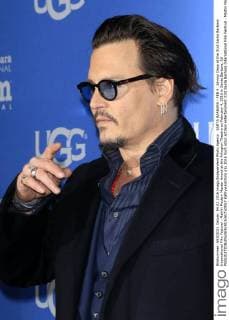 SANTA BARBARA - FEB 4: Johnny Depp at the 31st Santa Barbara International Film Festival - Maitlin Modern Master Award at the Arlington Theatre on February 4, 2016 in Santa Barbara, CA  KathyxHutchins