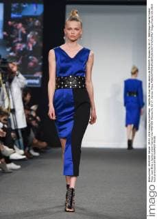 Desfile de Juan Brea dentro de MFSHOW Women.fw 16-17. 588 Diego Puerta Cordon Press Juan Brea s fashion show framed into MFSHOW Women.fw 16-17. Cordon Press  DiegoxPuerta