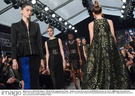Desfile de Juan Brea dentro de MFSHOW Women.fw 16-17. 588 Diego Puerta Cordon Press Juan Brea s fashion show framed into MFSHOW Women.fw 16-17. Cordon Press  DiegoxPuerta