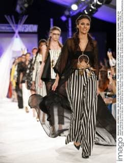 Model Helen Lindes (wife of Real Madrid s winger Rudy Fernandez) takes to the catwalk wearing a creation of fashion designer David Cristian during the MFSHOW Woman fashion event in Madrid, Spain, 08 February 2016. The event runs from 08 to 10 February. MFSHOW Woman in Madrid - DAVID CRISTIAN !ACHTUNG: NUR REDAKTIONELLE NUTZUNG!  20160209-635906498119468873