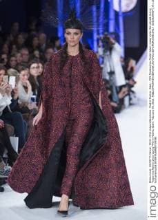 Madrid Fashion Week - MFS Modenschau Model Helen Lindes walks the catwalk during Tresemme fashion show during MFS in Madrid, Spain. February 09, 2016.  (20160209004)