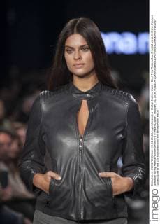 Madrid Fashion Week - Elena Miro Modenschau A model presents Elena Miro new collection during Madrid Fashion Show MFS in Madrid, Spain. February 10, 2016.  (20160210061)